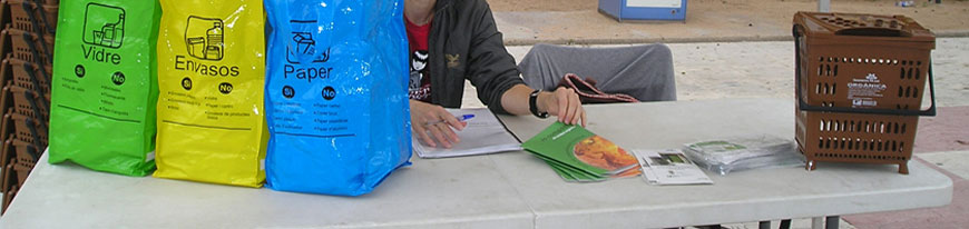Disseny de material de difusió Disseny de material de difusió